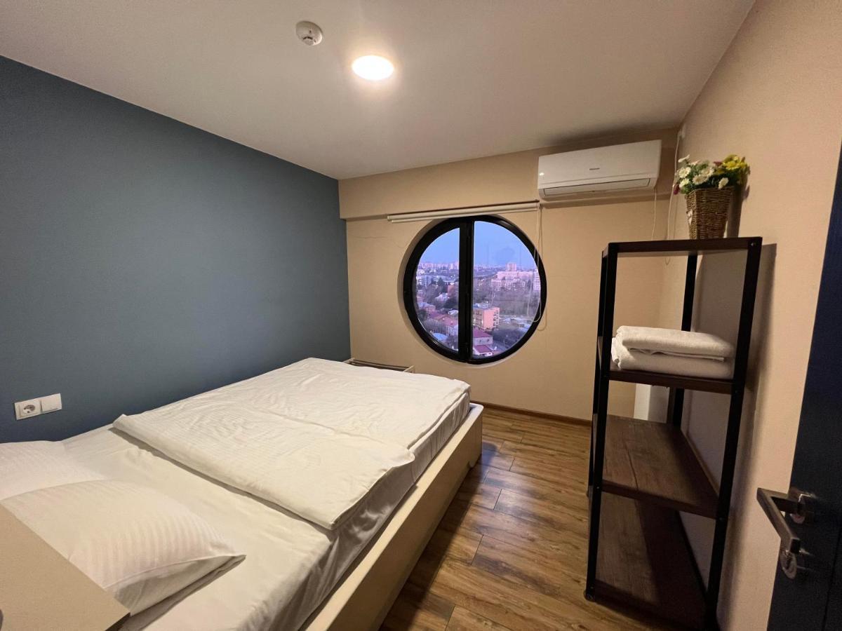 Hotel Sky Room Тбилиси Экстерьер фото